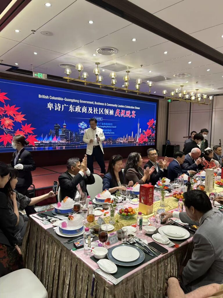 卑诗广东政商及社区领袖庆祝晚宴现场